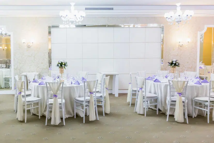 https://honeypot0.s3.amazonaws.com/1699819062472-gallery-american-ballroom-salonul-chicago-4.webp