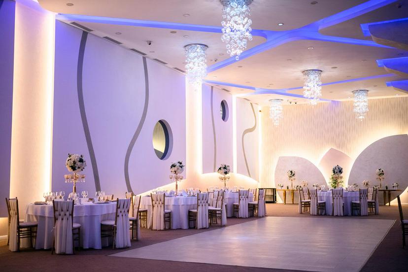 https://honeypot0.s3.amazonaws.com/1699876095816-gallery-metropolitan-03-adelaide-01.jpg