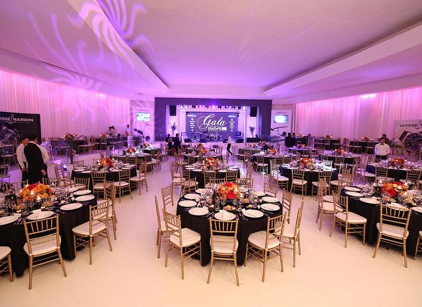 https://honeypot0.s3.amazonaws.com/1699967821604-gallery-galerie_biavati-events1023-14-15.jpg