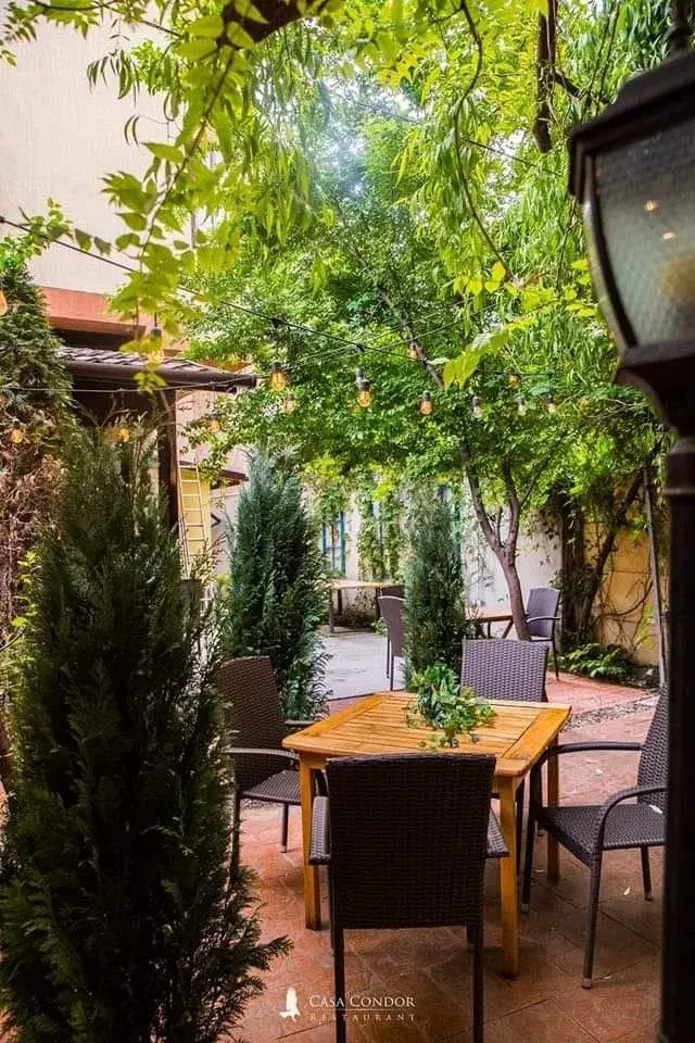 https://honeypot0.s3.amazonaws.com/1701423153880-gallery-CASA%20CONDOR%20%285%29.webp