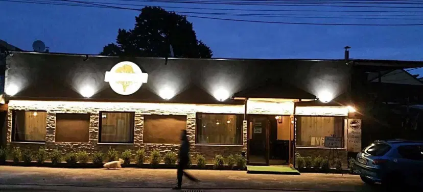 https://honeypot0.s3.amazonaws.com/1701427524292-gallery-RESTAURANT%20CASA%20LAZAR%20%282%29.webp