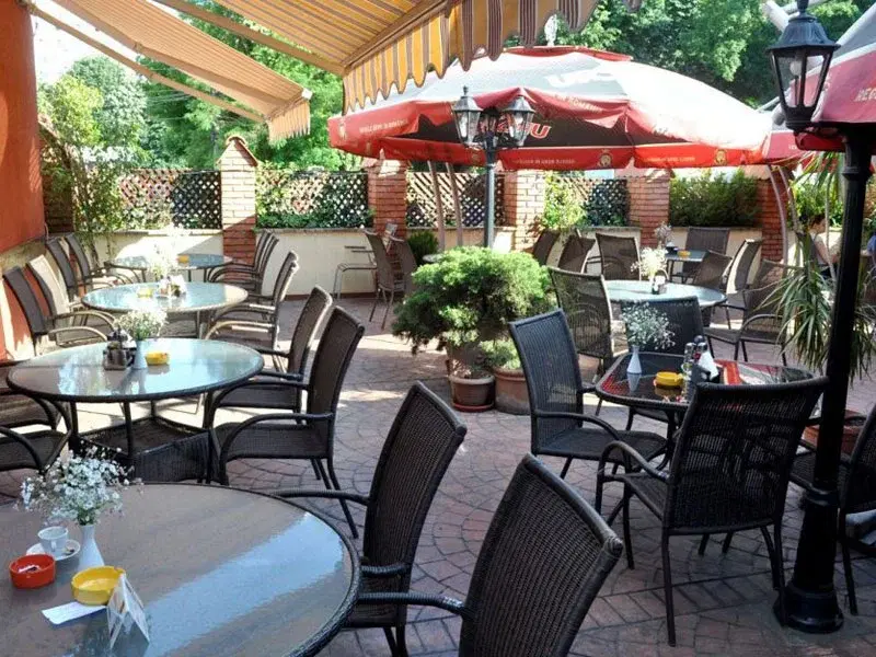 https://honeypot0.s3.amazonaws.com/1703849421796-gallery-RESTAURANT%20PROVENCE%20%288%29.webp